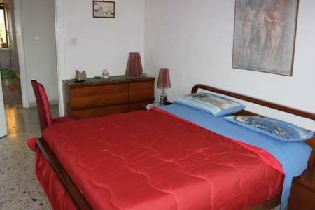 Casa Vivi' - Airport And City Apartment Наполи Екстериор снимка